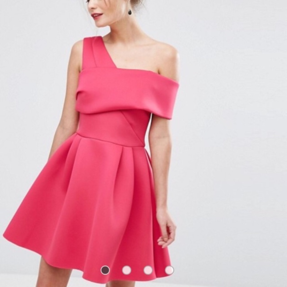 Miss Selfrige dress!!!